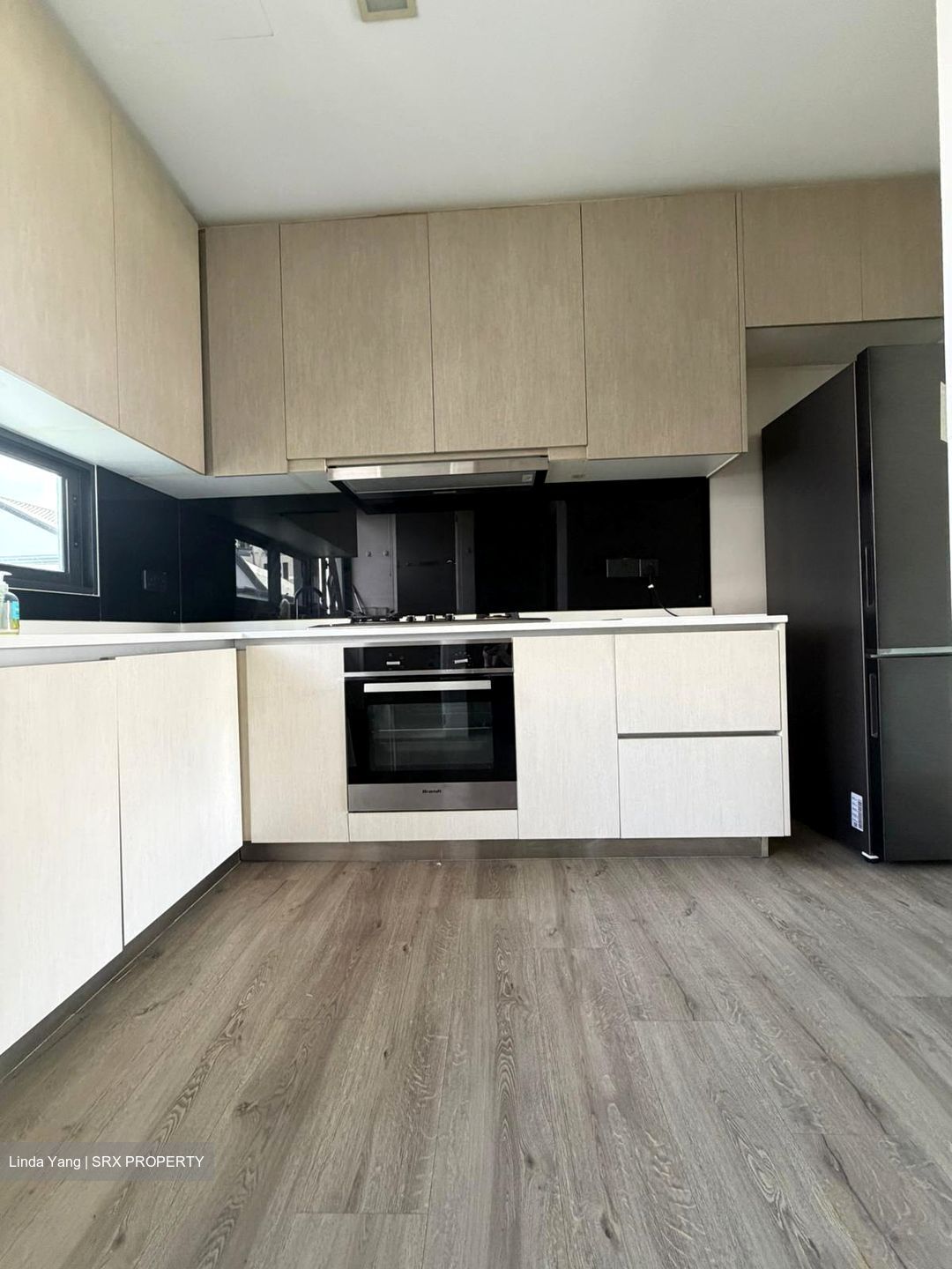 Uber 388 (D16), Condominium #560506221